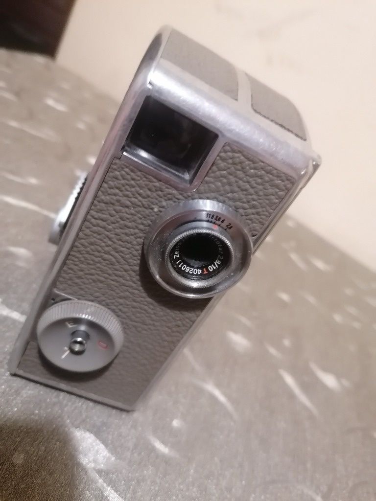 Kamera AK8 z futerałem