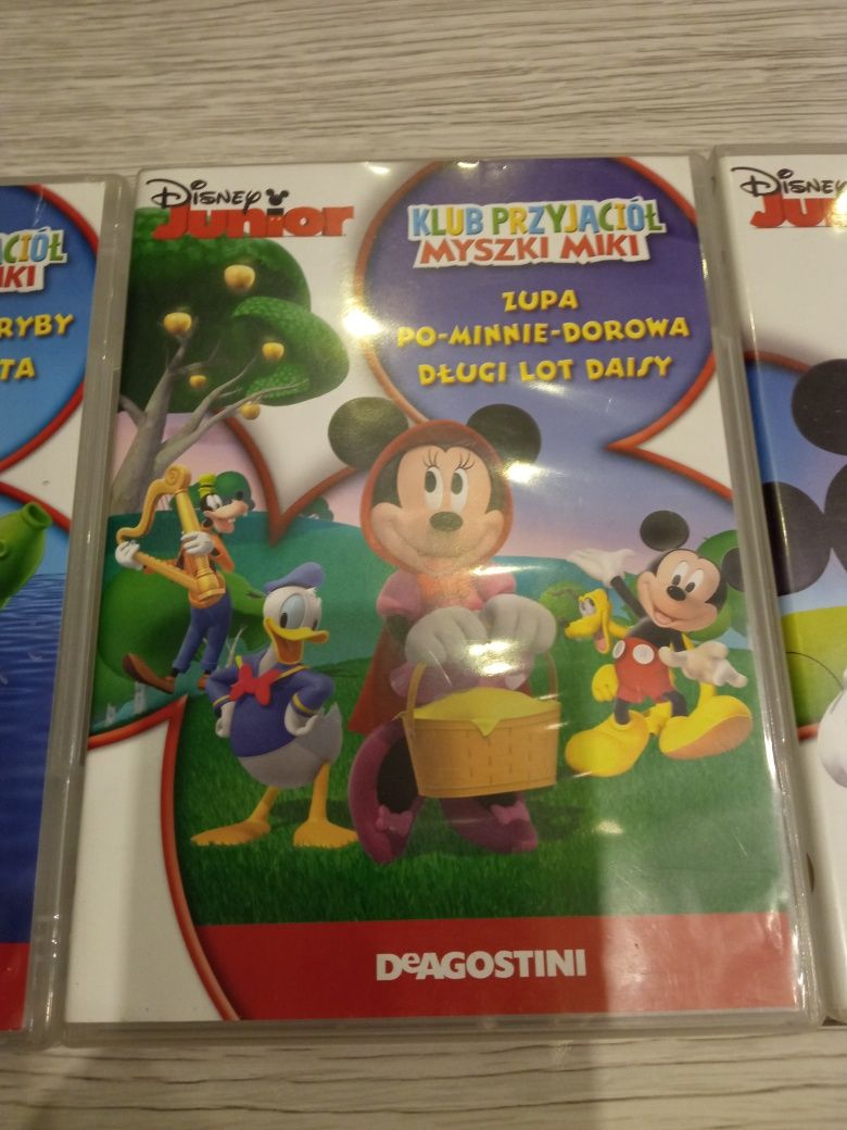 Płyty DVD z przygodami  myszki Miki.