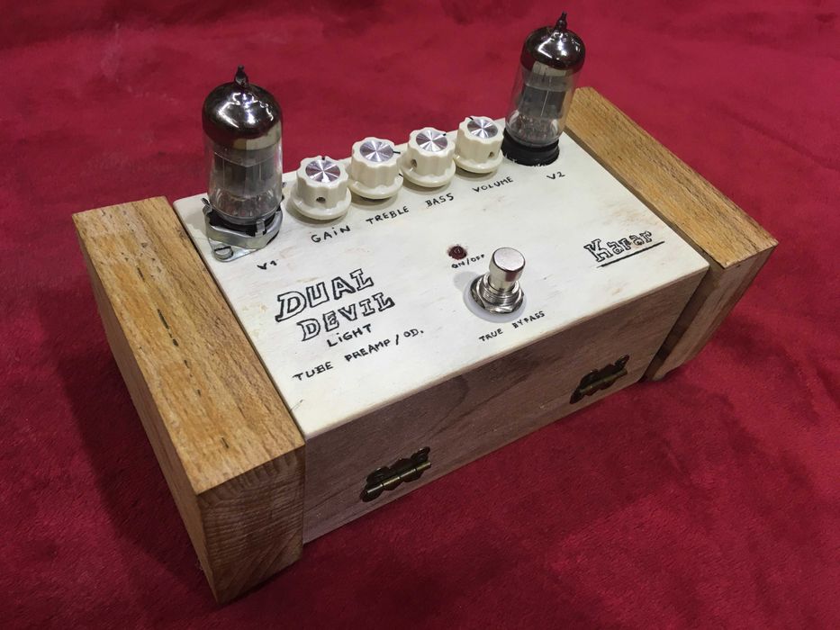 Efekt gitarowy lampowy  DUAL DEVIL LIGHT preamp overdrive nowy