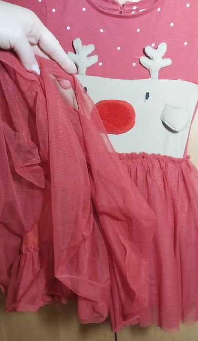 Продам новорічну сукню на дівчинку 4 років