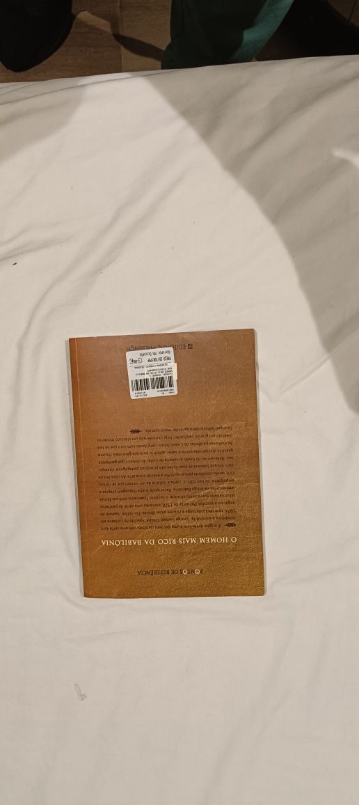 Dois livros com preço de" 1"