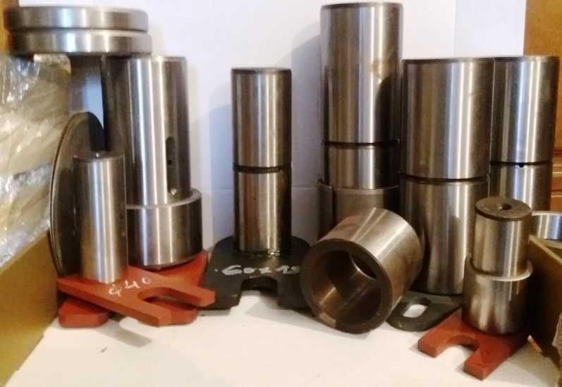 Siłownik skrętu ładowarka Fadroma Ł201  cylinder