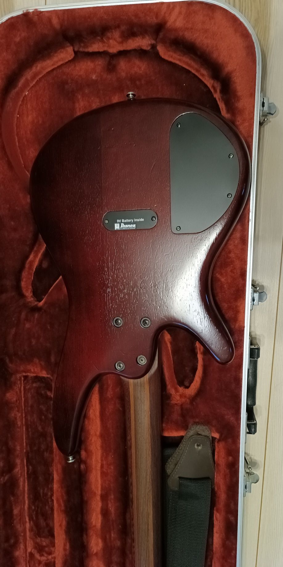 Gitara basowa Ibanez SR 500