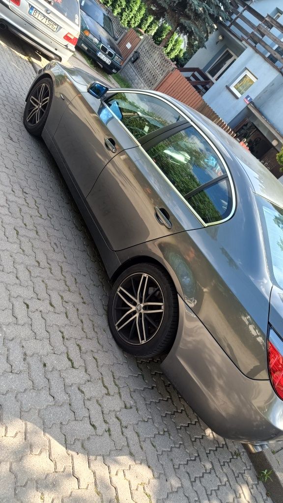 BMW e60 525d 2005r