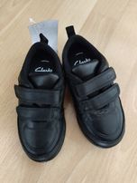 Buty czarne skórzane 25 chłopięce Nowe na rzepy Clarks