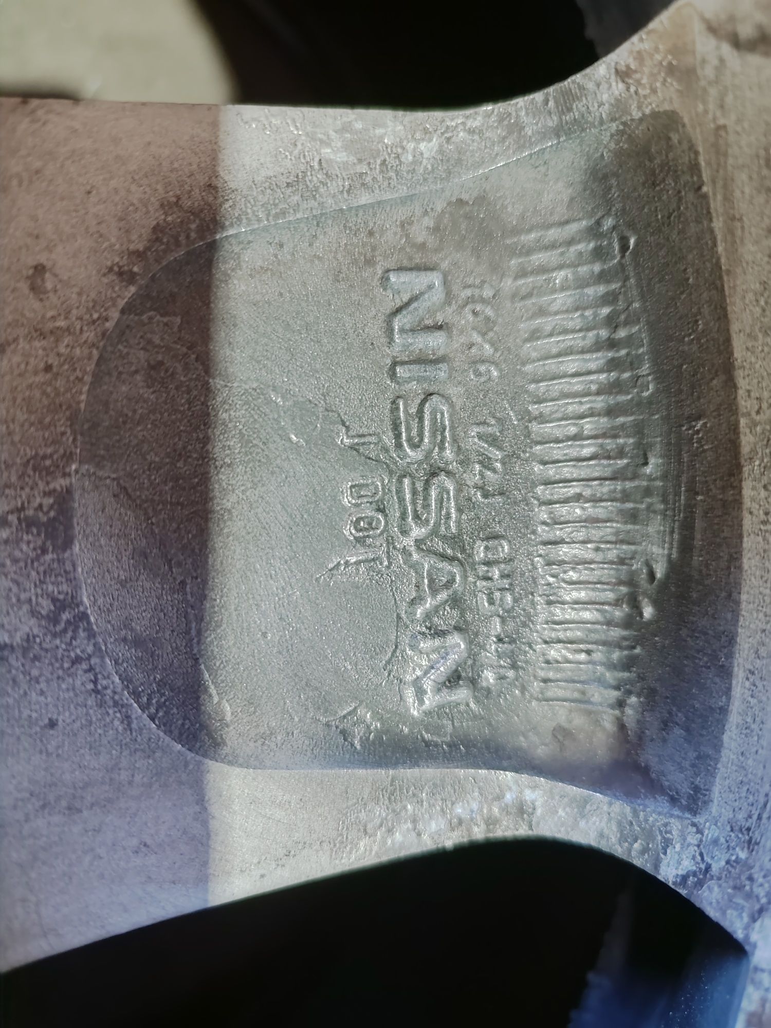 Диски Nissan R-16. 5×114.3. ET-40. Dia-66.1. J-6.5
