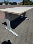 Biurka140/80, firma MDD, uzywane Poleasingowe