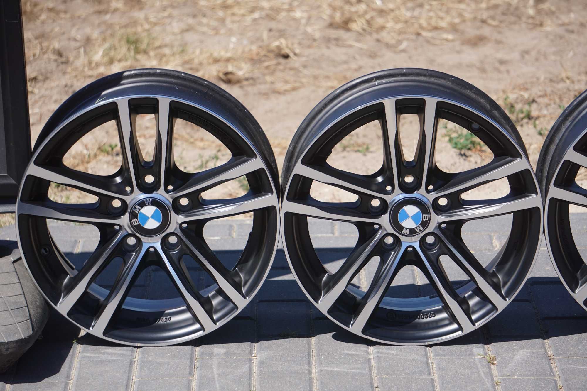 Alufelgi do BMW 5x120 7Jx16 et40 cb72,6mm czarne i front polerowany