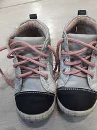 Buty dla dziewczynki skórzane  Wojtyłko 23 Jasień
