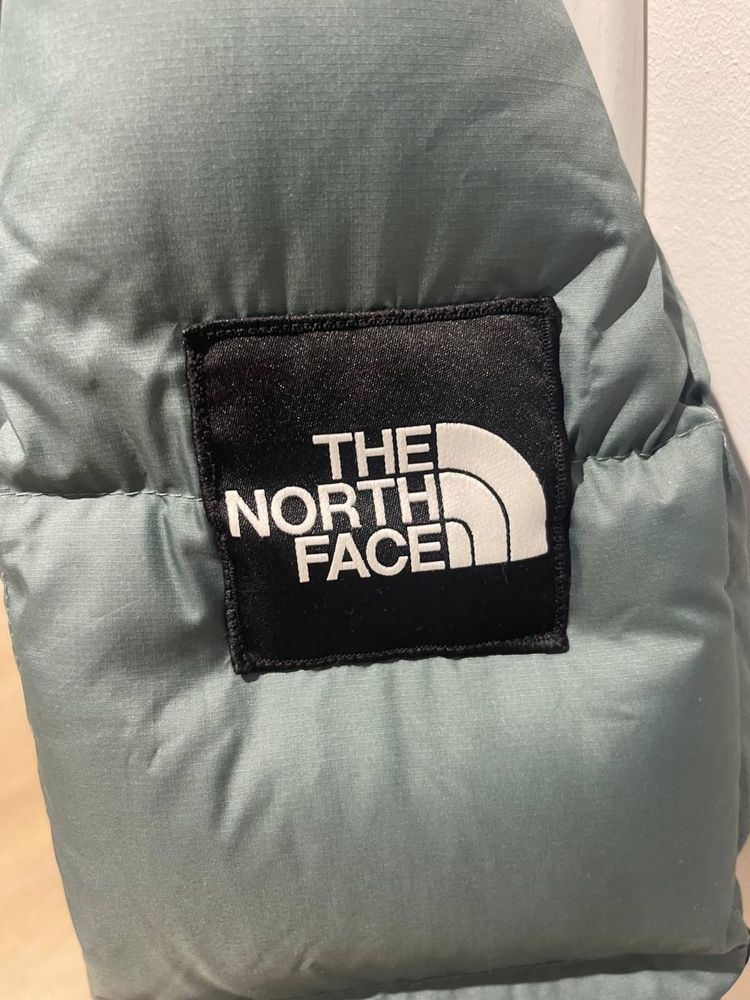Пуховик The North Face 700