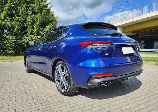 Крило Maserati Levante,  Ghibli Modena, GranTurismo Quattroporte