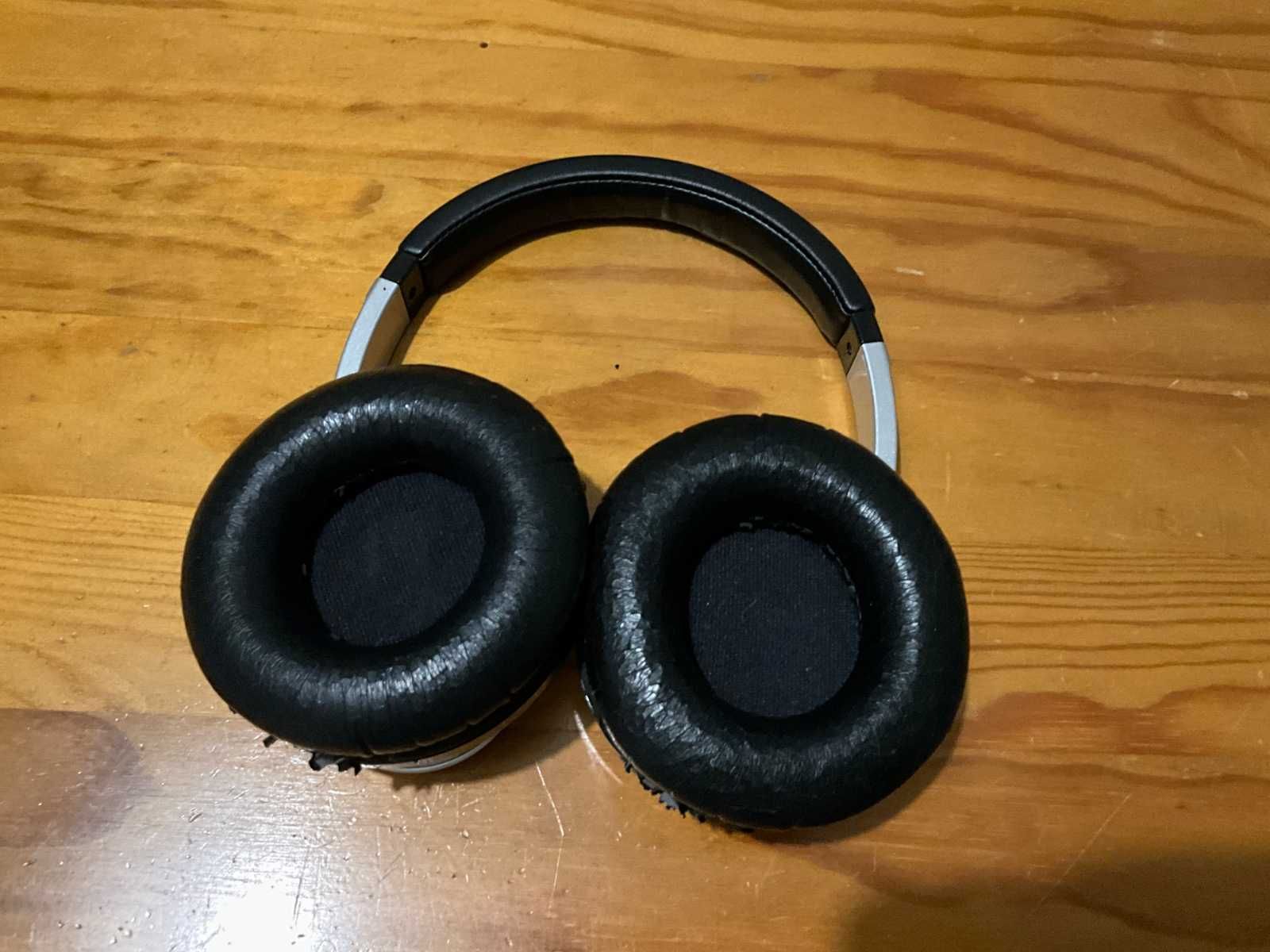 Headset Creative Aurvana Live!2 - Sem cabo AUX