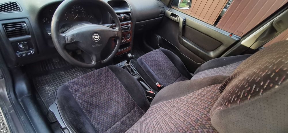 Zadbany opel Astra 1.6 8v gaz lpg