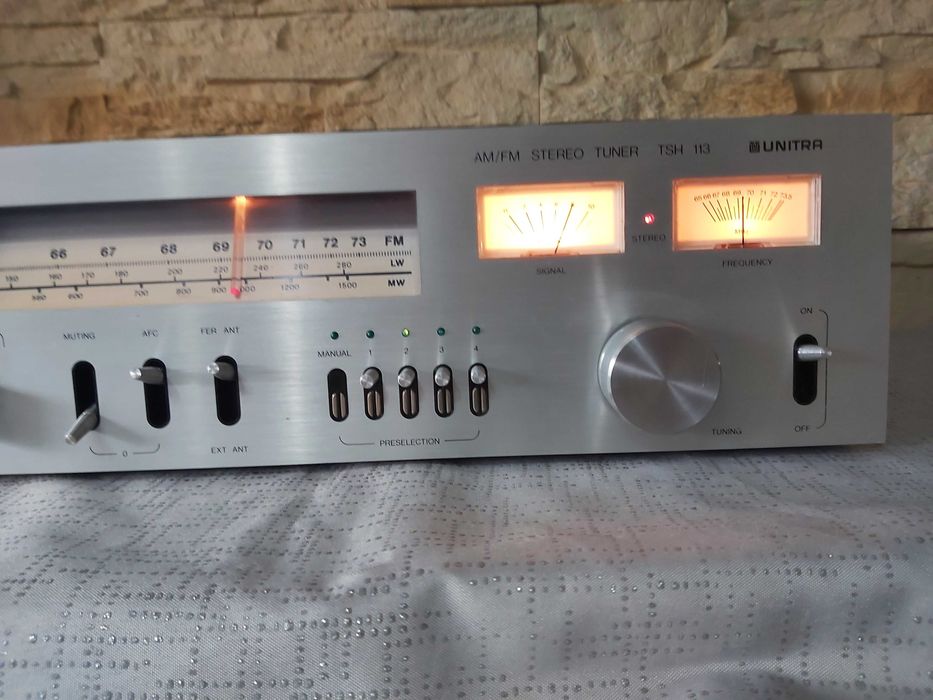 UNITRA DIORA  Tuner  TSH 113 stan kolekcjonerski po pełnym serwisie.