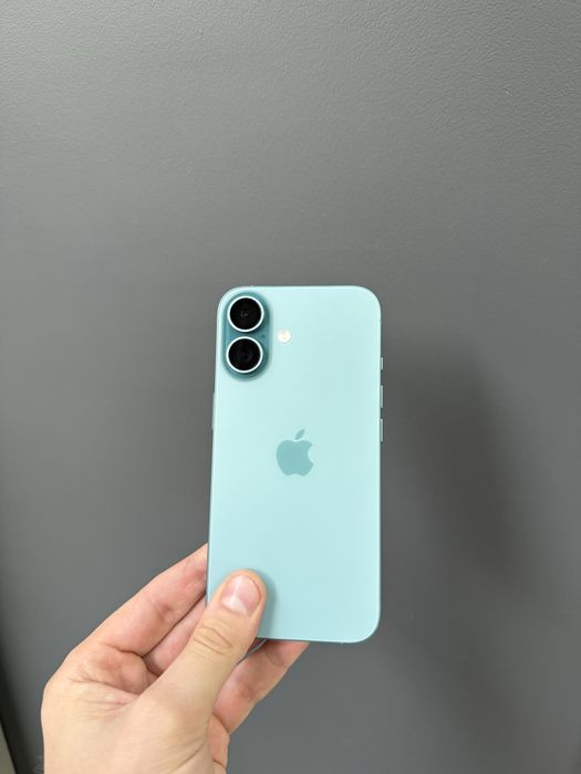 Б/у iPhone 16 256Gb Teal