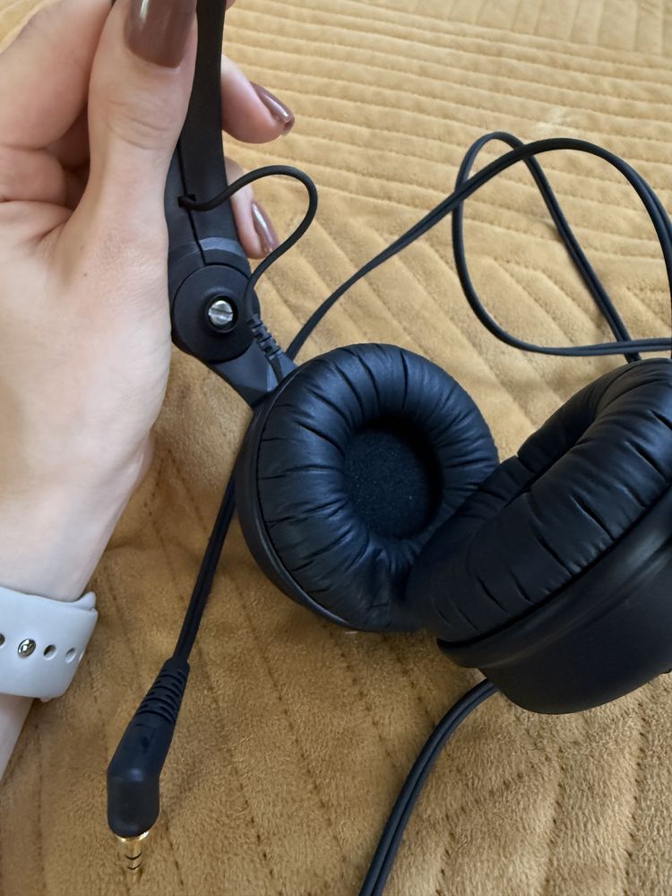 Słuchawki Sennheiser HD 25 – stan idealny, oryginał