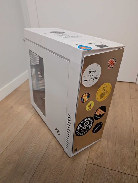 Pakiet Dwóch komputerów stacjonarnych PC