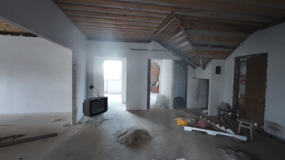 Продаж приміщення під комерцію!