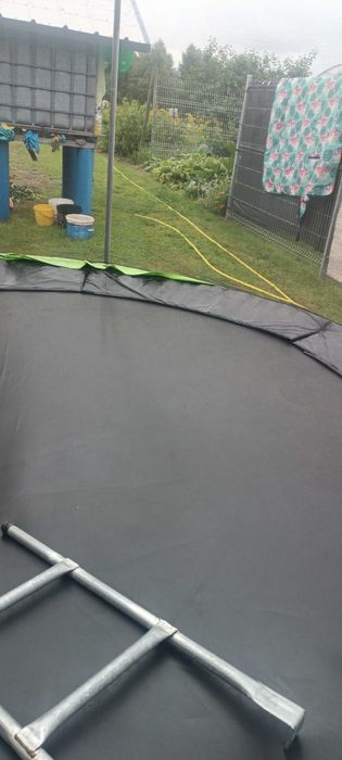 Trampolina ogrodowa