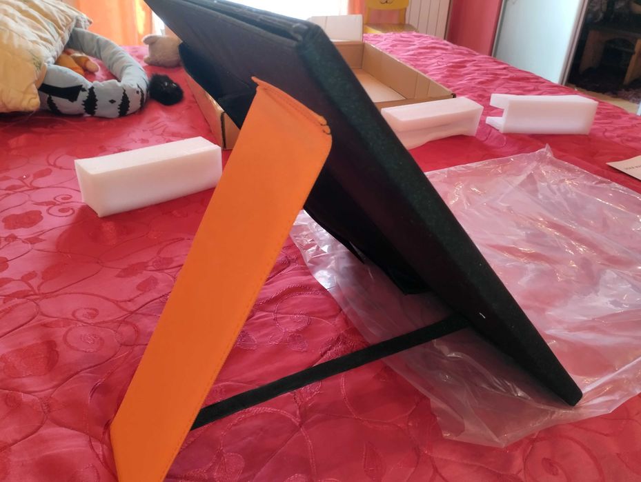 Розкладна, переносна сонячна панель на 100W