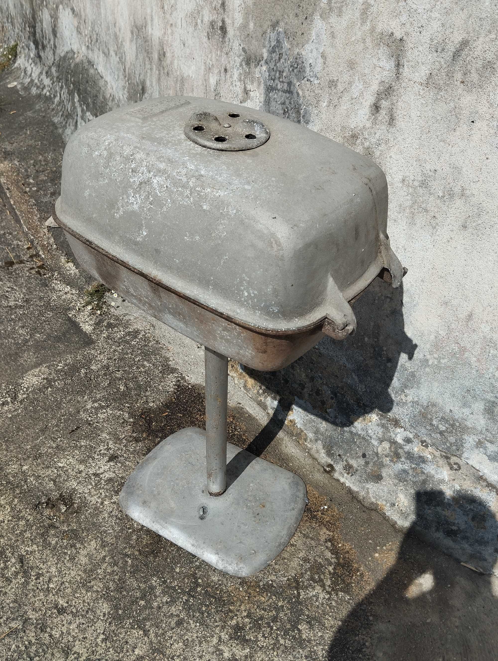 Assador e forno a carvão campilex