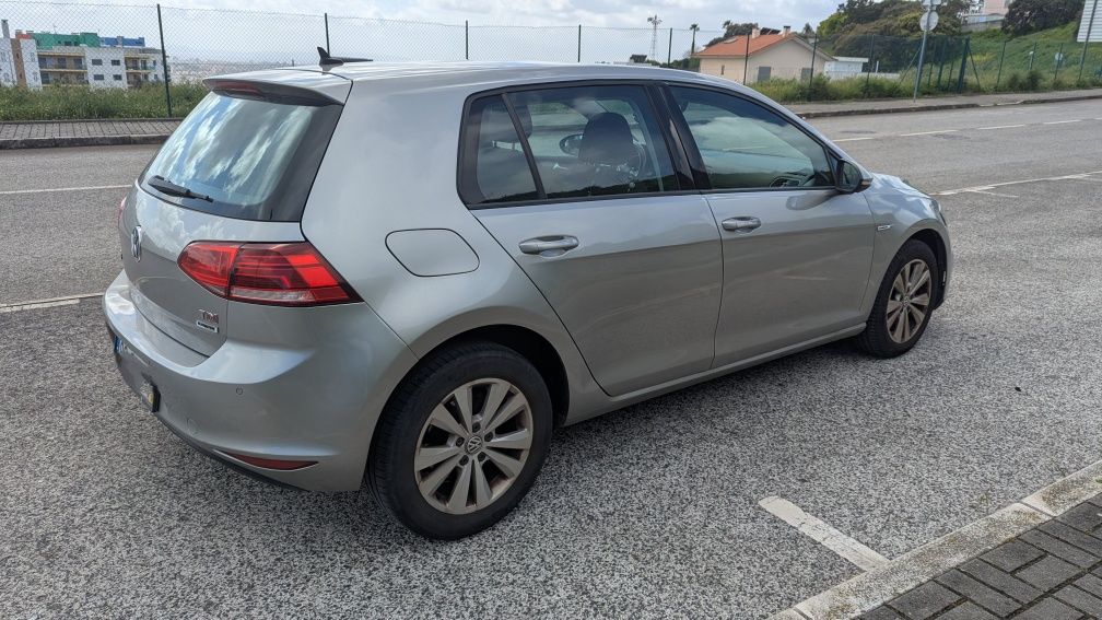 Vw Golf 7 1.6 tdi Confortline com garantia