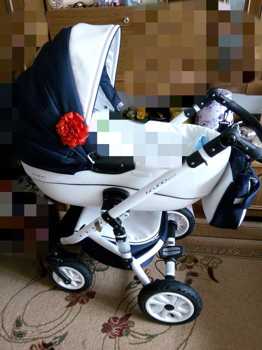 Коляски  дитячі.