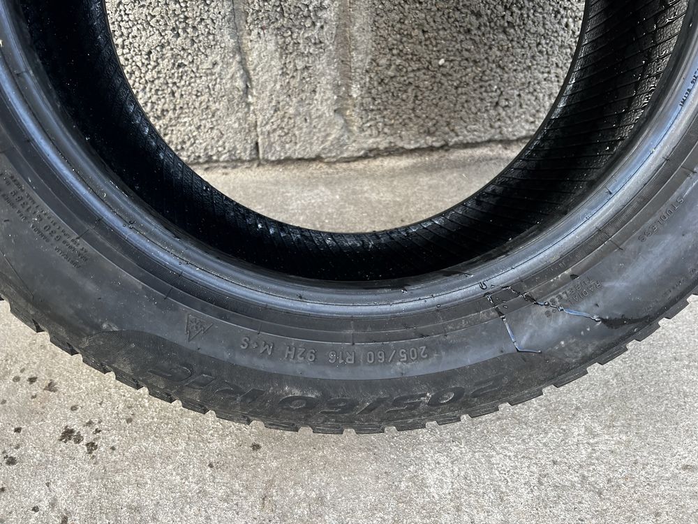 Dwie opony pirelli sottozero 3 runflat 205/60/16