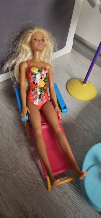 asen , zestaw plażowy + 2x barbie