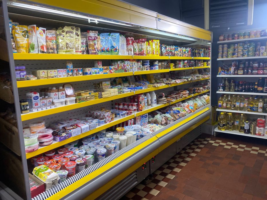 Холодильна вітрина ,гірка