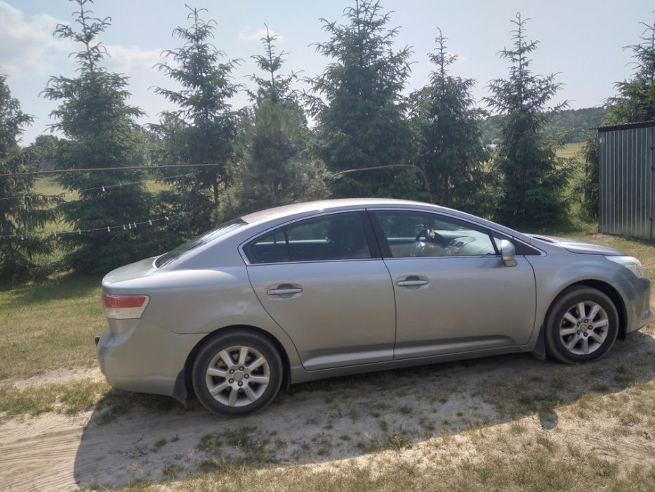 Sprzedam Toyota AVENSIS