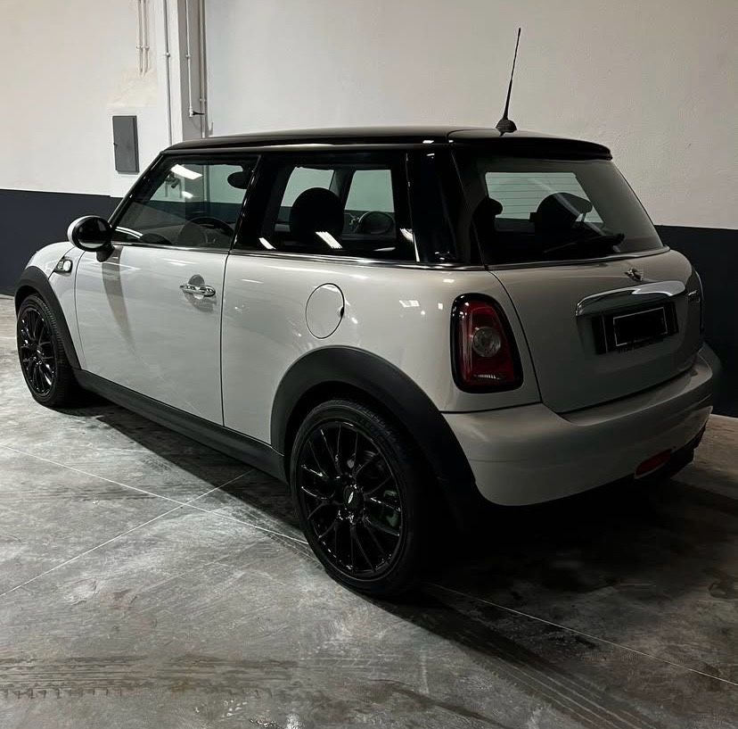 Mini Cooper D - CAMDEN