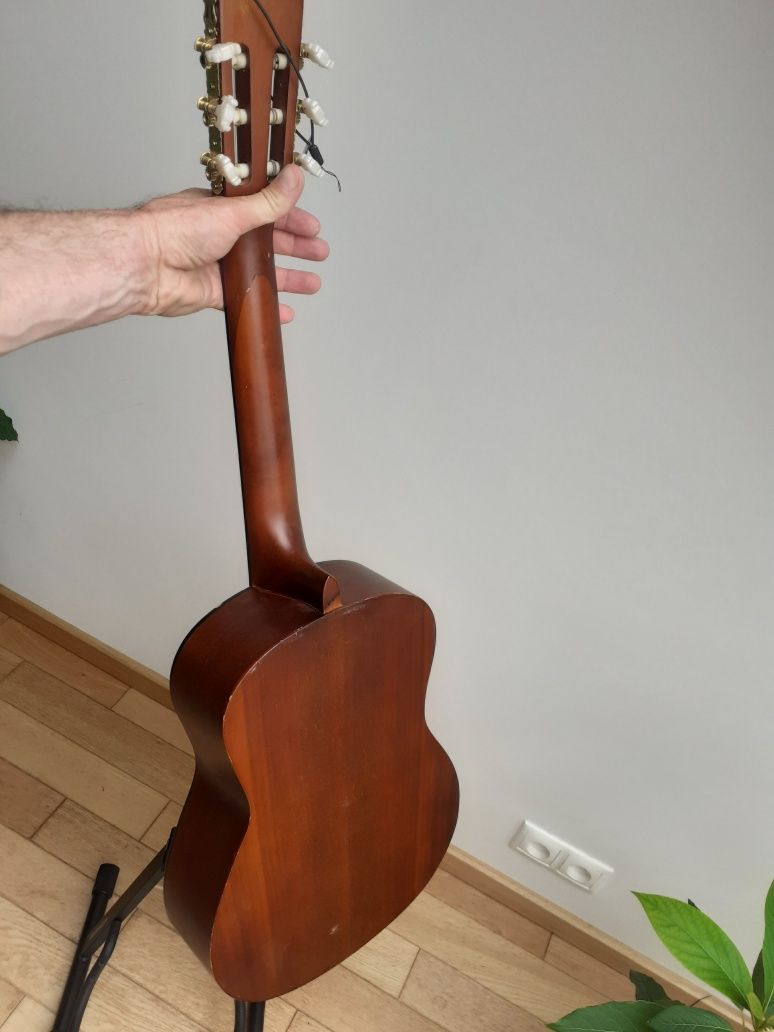 Gitara klasyczna dla dzieci plus stojak