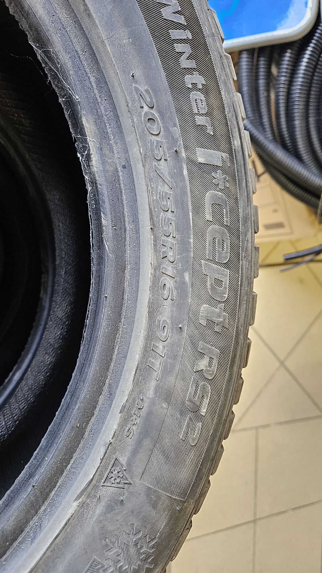 Komplet 4szt opon zimowych Hankook I*cept RS2. 205/55/16