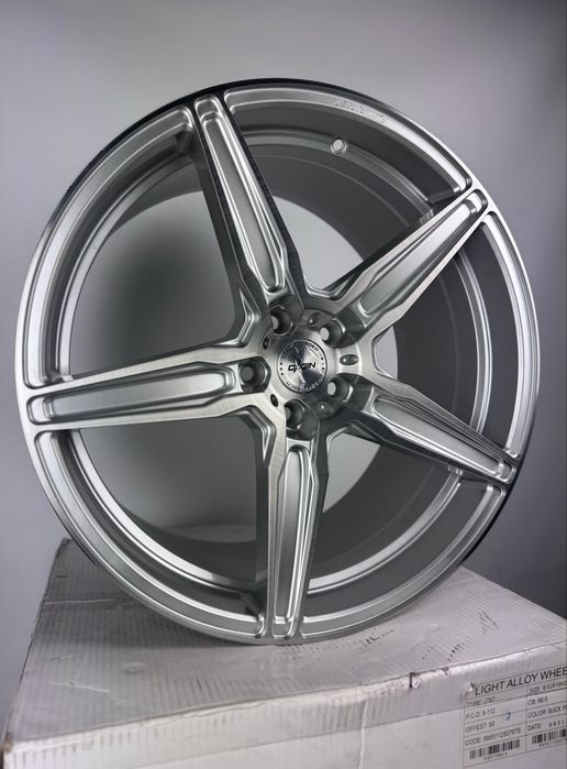 Диски OXIGIN R21 5x114,3 10.5 ET52 DIA72.6 Flow Forged