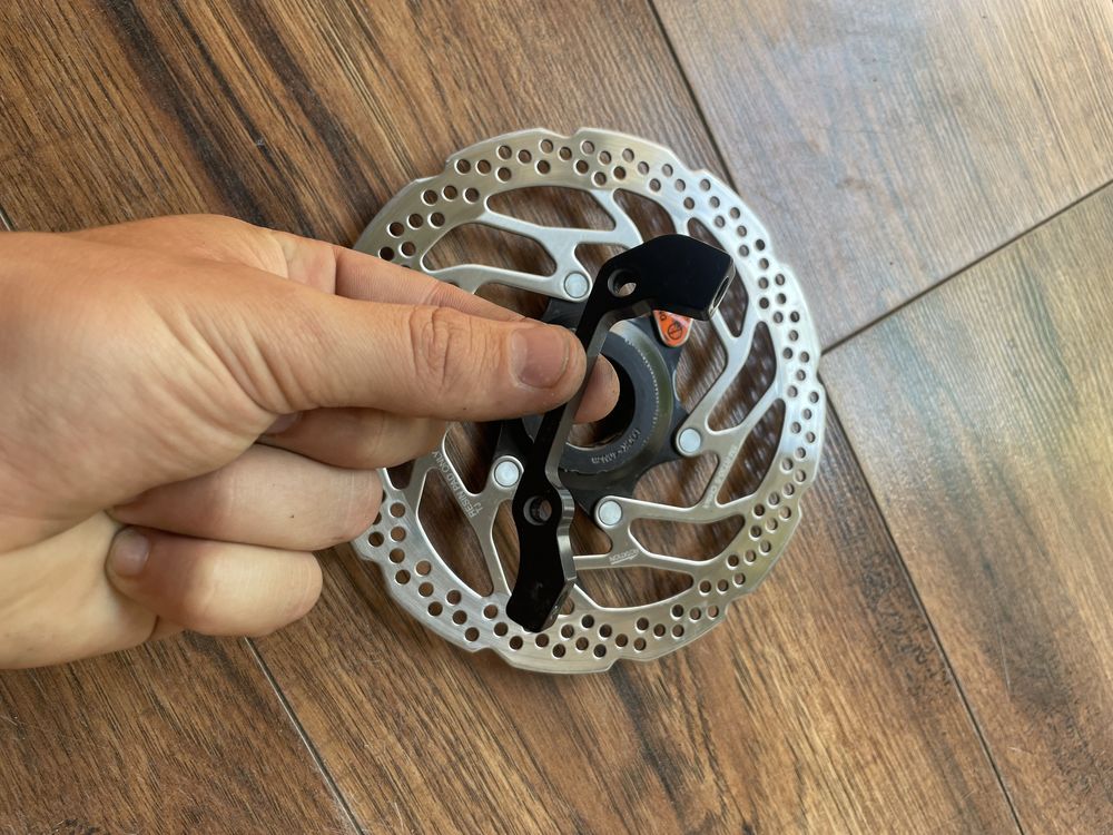 Tarcza hamulcowa SHIMANO Altus 160mm centerlock + adapter gratis