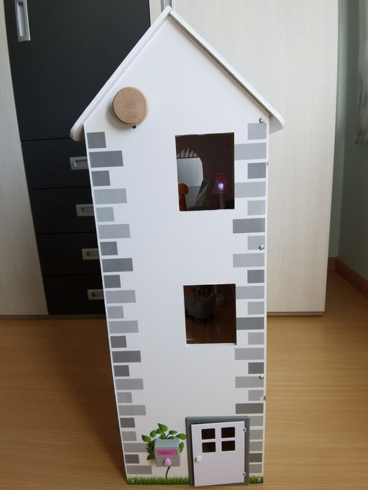 Casinhas de bonecas madeira