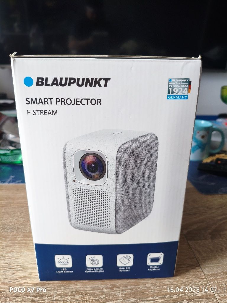Projektor rzutnik Blaupunkt Smart Projector F-Stream