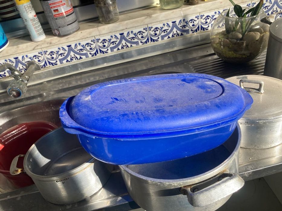 Tupperware e recipientes pratos de Plastico tabuleiro frigideira sertã