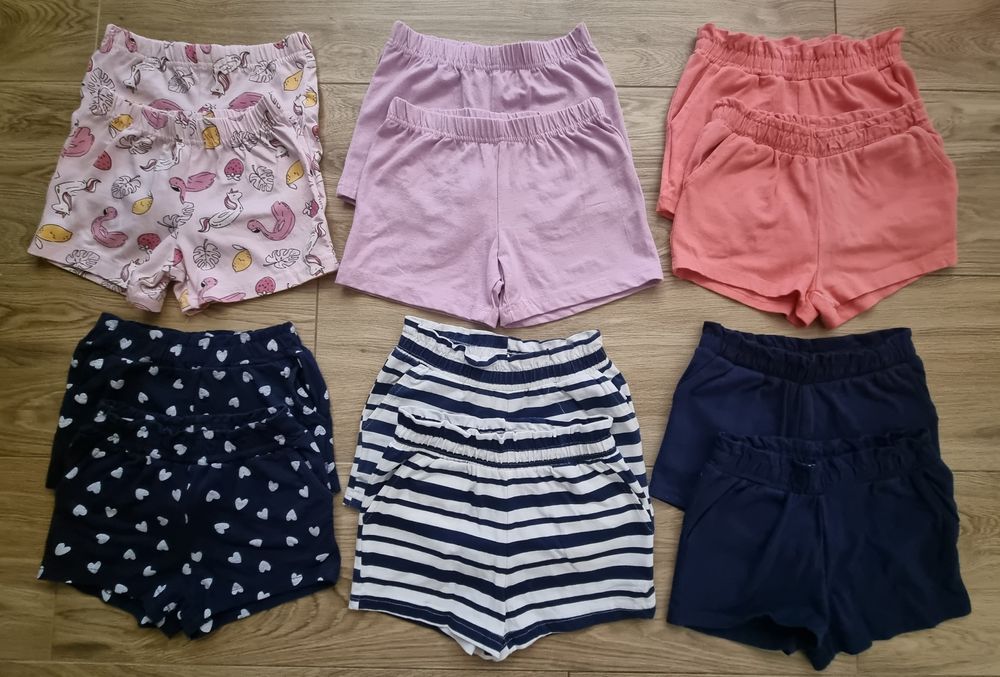 12 x szorty krótkie spodenki dziewczynki r. 104 / Sinsay / Bliźniaczki