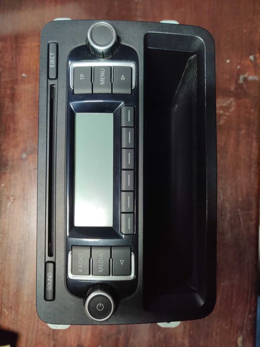 Rádio original VW RCD 210 como novo