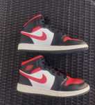 Air jordan vermelhas novas