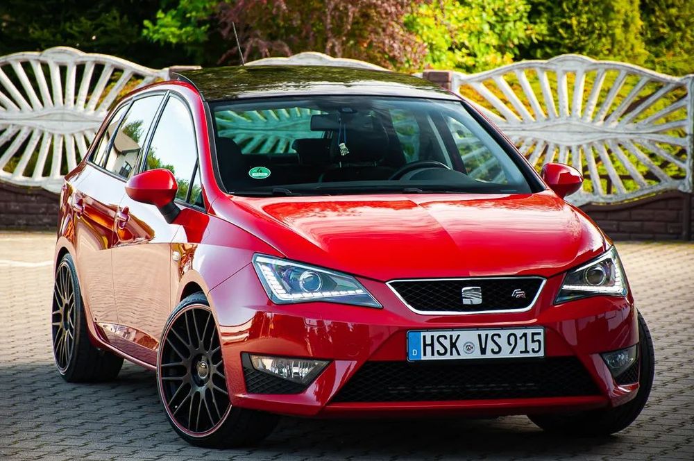 Seat Ibiza ST 1,4 TURBO DSG FR Bi-xenon Navi Android Panorama 2xkoła Serwis