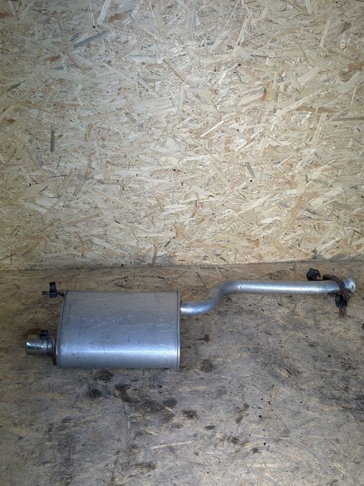 Lexus IS200 / Tłumik końcowy / wydech Jak Nowy