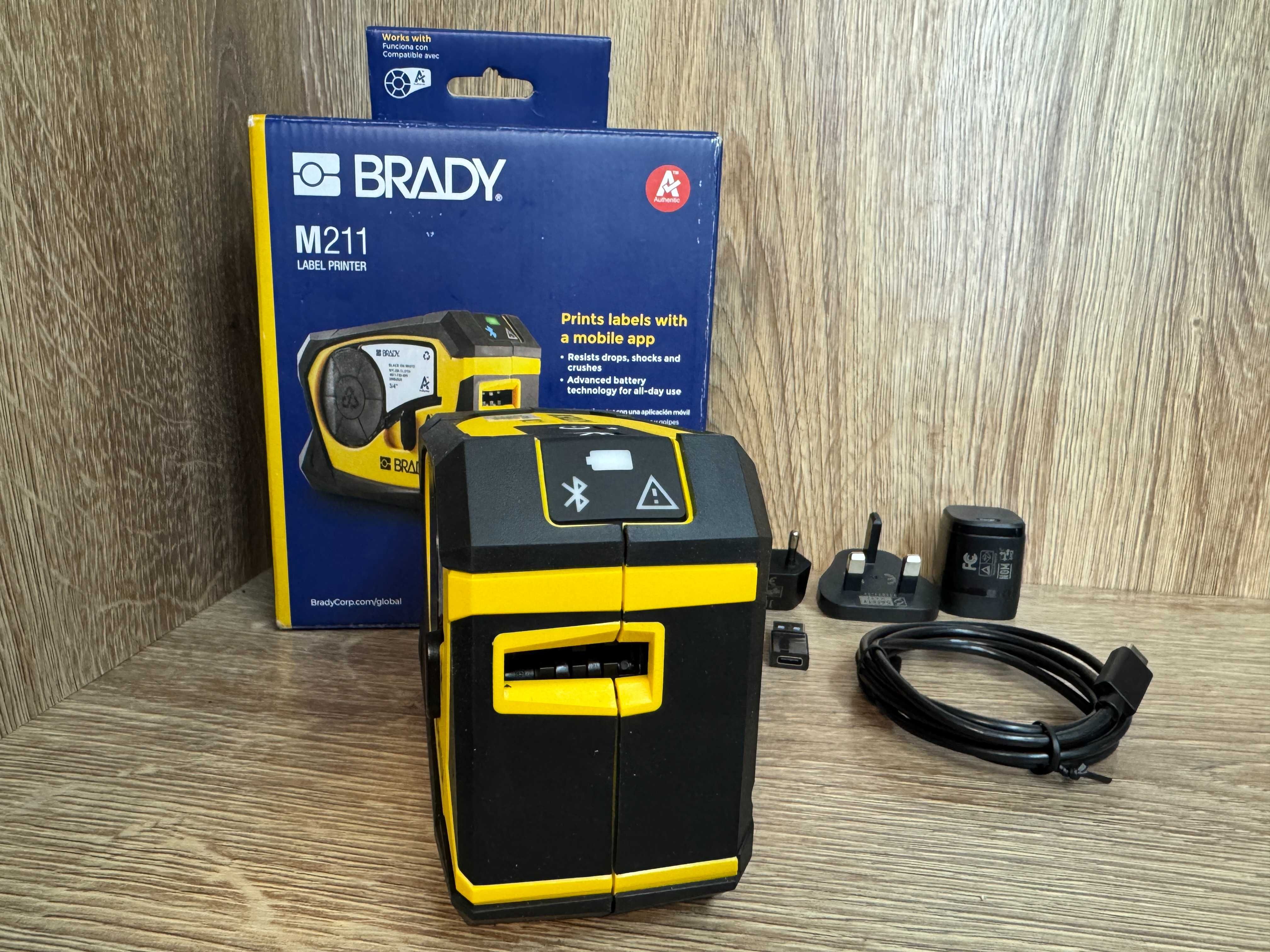 Mobilna Drukarka Etykiet Brady M211 - jak nowa. Komplet