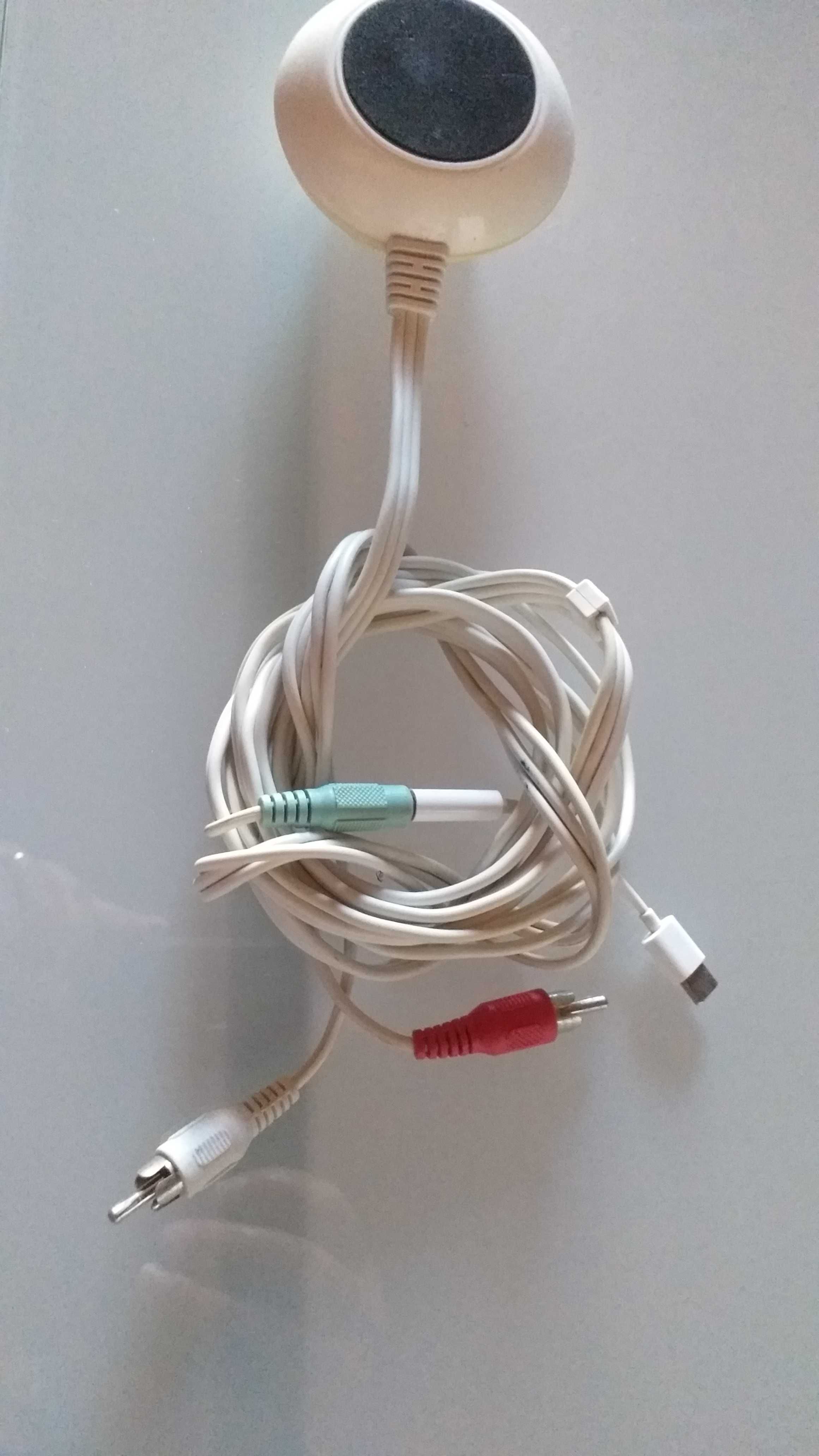 Conjunto de colunas com sistema para telemovel,computador, fones