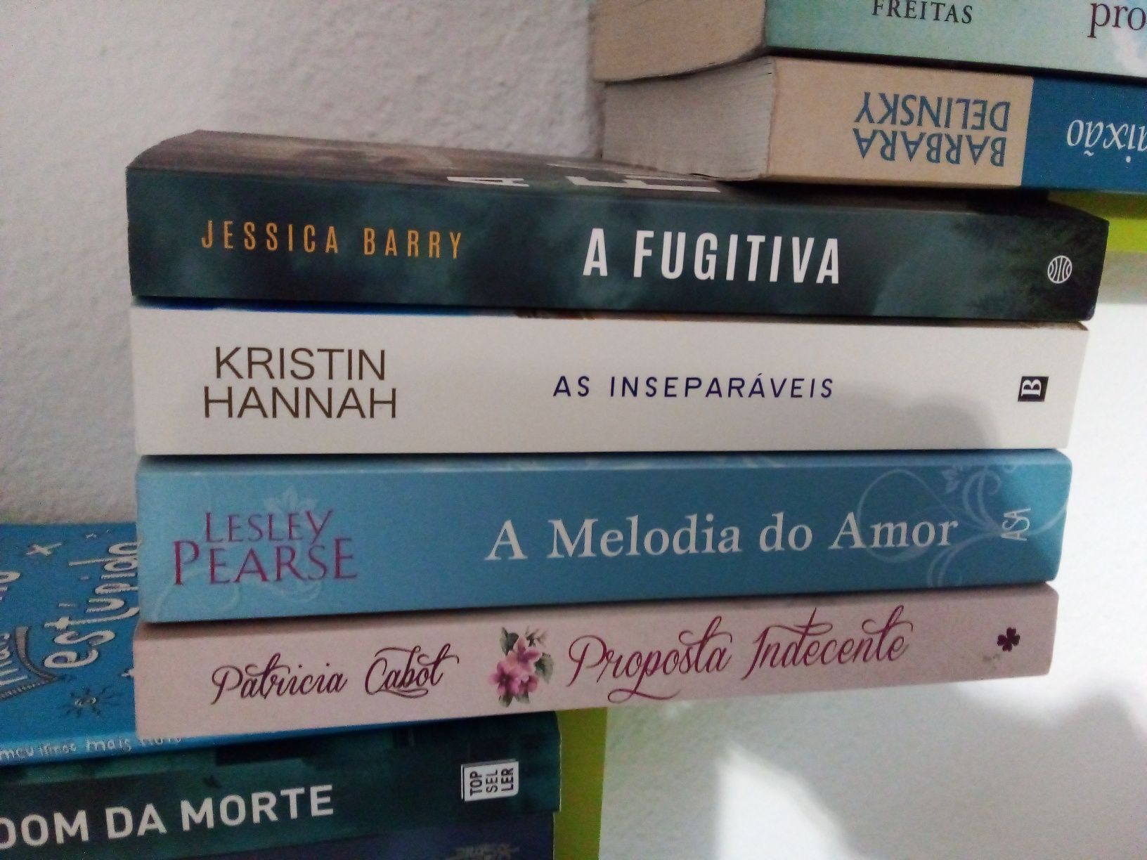 Livros de vários autores