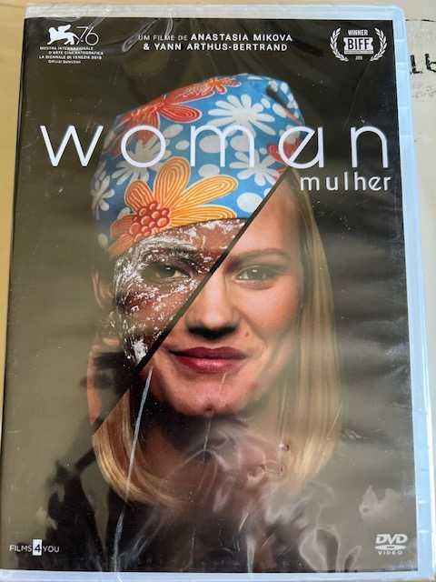 Woman: Mulher de Anastasia Mikova