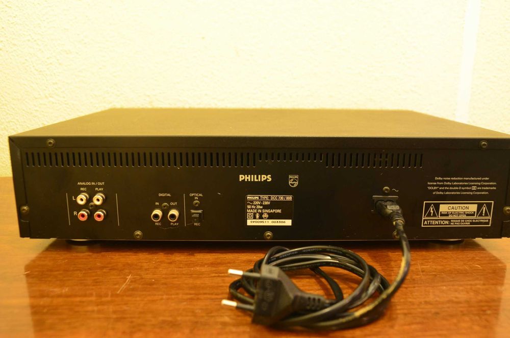 Leitor de cassetes DCC digitais e analógicas Philips DCC 730