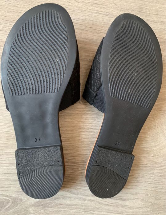 Шлепки кожа Lasocki р.37, 24 см стелька